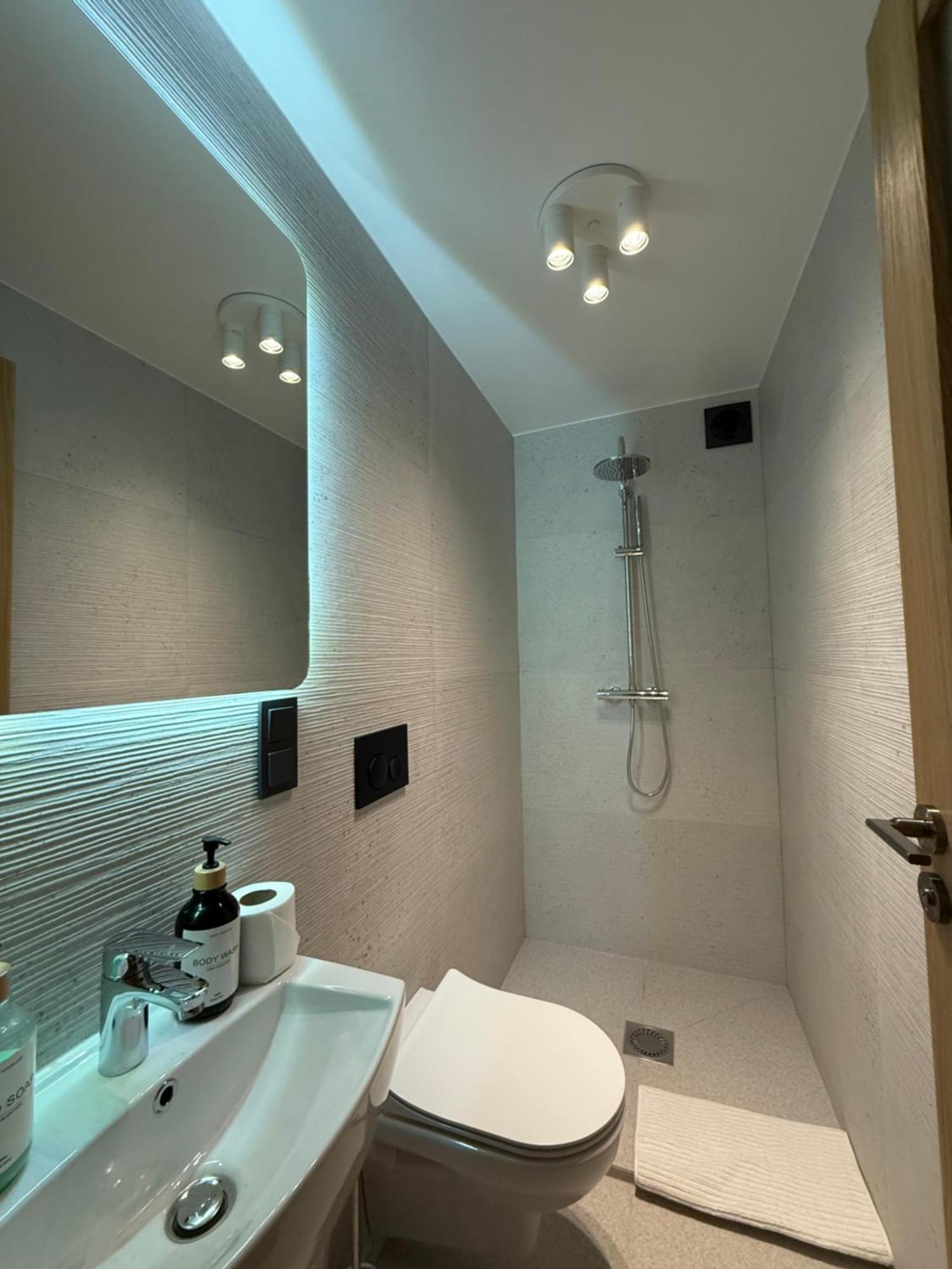 Lovely Two Bedroom In The Old Town Riga Bagian luar foto